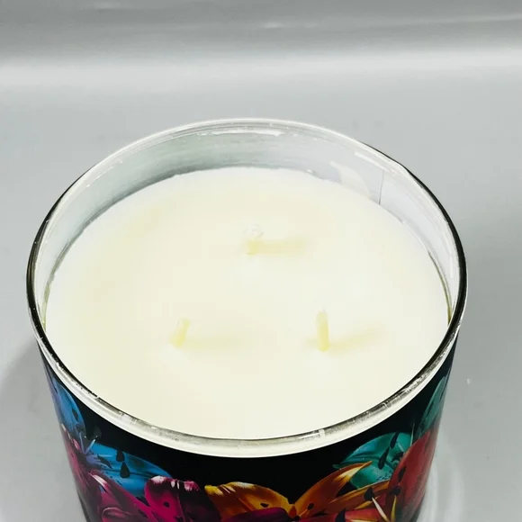 3 Wick Candle - Picture 2 of 2